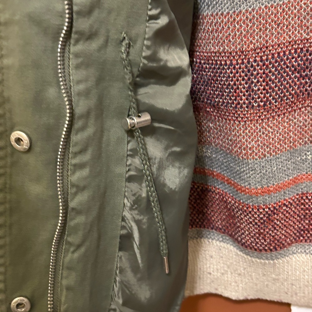 Thread & Supply ladies olive green utility vest with tribal knit back, size XS. - Picture 6 of 10